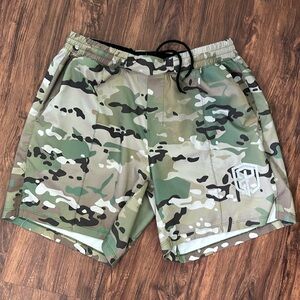 Born primitive training shorts